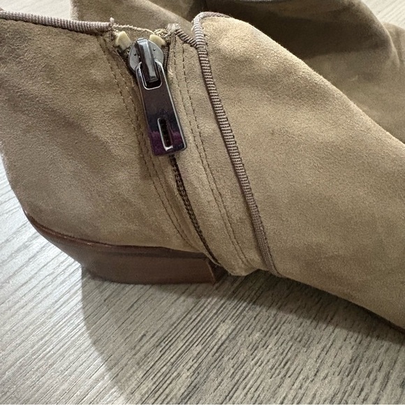 Sam Edelman Women’s Size 8.5 Ankle Boots Petty Putty Suede Bootie Beige Shoe - Picture 4 of 11